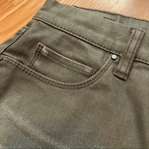 Blank NYC Black Denim Shorts Size 27 EUC - Picture 7 of 12